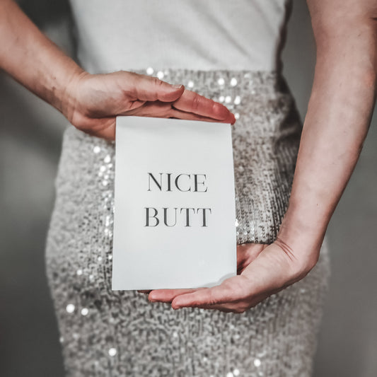 NICE BUTT-kortti